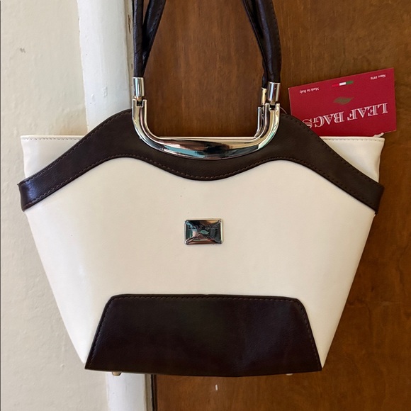 LEAF BAG - Picture 2 of 5